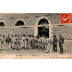 COUNTY 02800 - LA FERE - ARTILLERY QUARTERS - THE CHORE