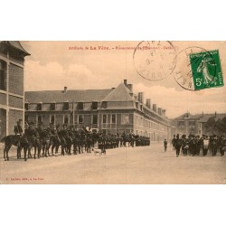 County 02800 - LA FERE - PRESENTATION OF THE STANDARD - PARADE