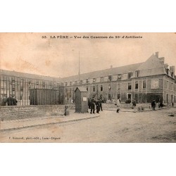 COUNTY 02800 - LA FERE - VIEW OF THE BARRACKS OF THE 29TH ARTILLERY