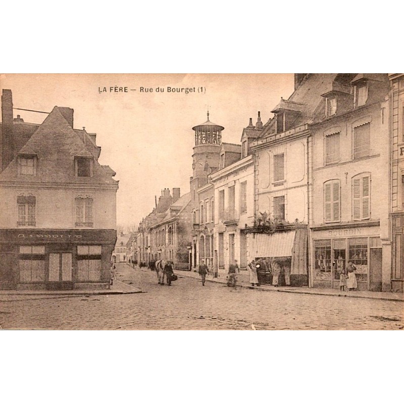 02800 - LA FERE - LA RUE DU BOURGET