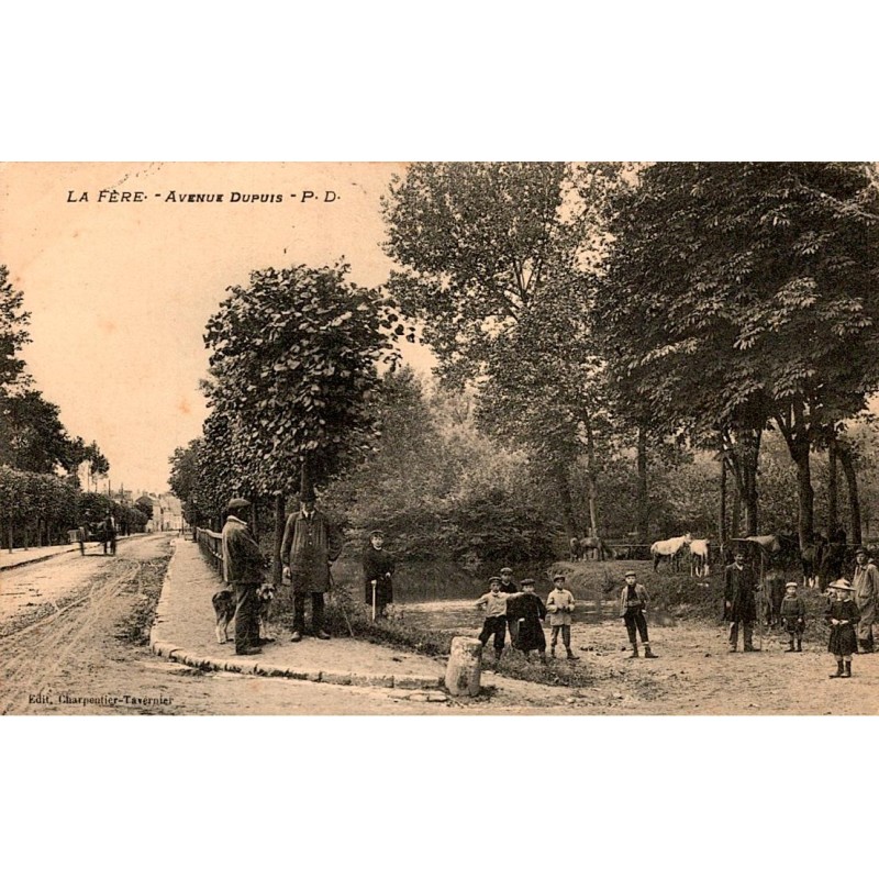 COUNTY 02800 - LA FERE - AVENUE DUPUIS