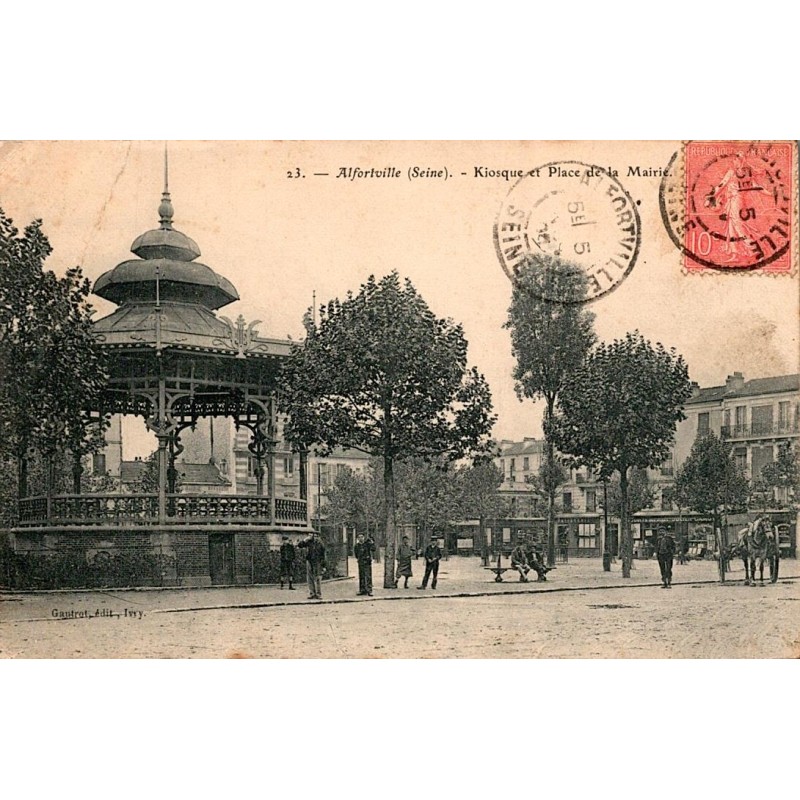 County 94140 - ALFORTVILLE - KIOSK AND TOWN HALL SQUARE