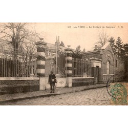 COUNTY 02800 - LA FERE - THE BOYS’ COLLEGE