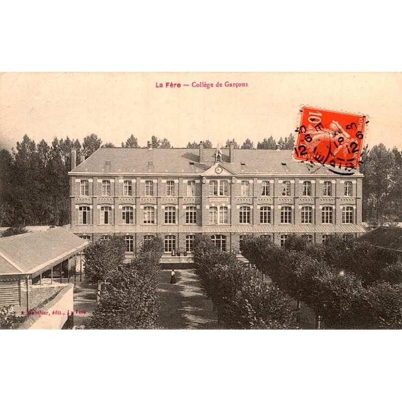 02800 - LA FERE - LE COLLEGE DES GARCONS