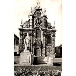 59400 - Cambrai - Le séminaire et monument Fénelon de Auricoste