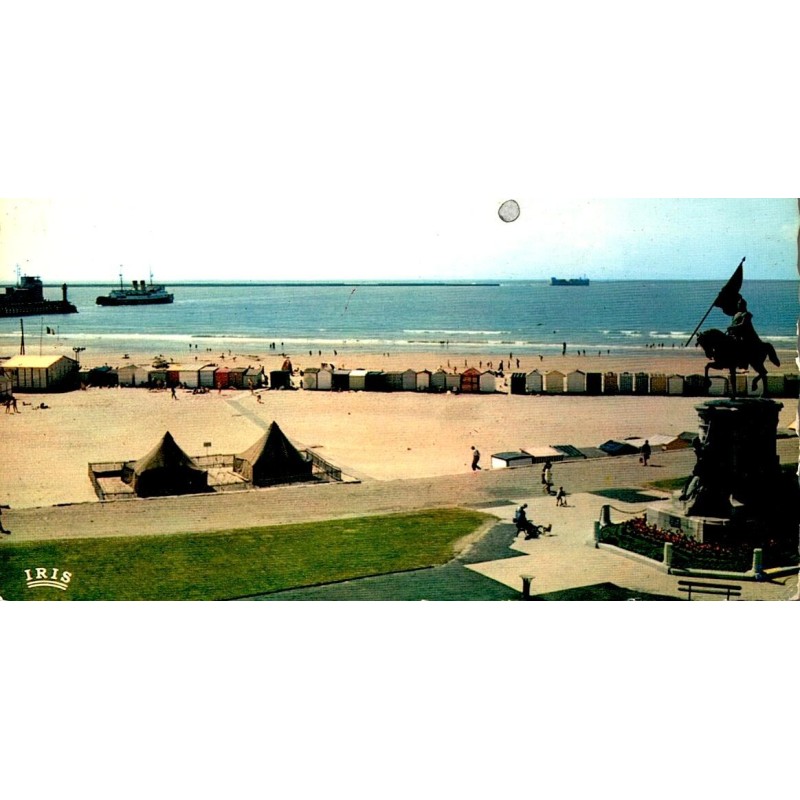 62200 - BOULOGNE-SUR-MER - BEACH AND STATUE OF GENERAL SAN-MARTIN