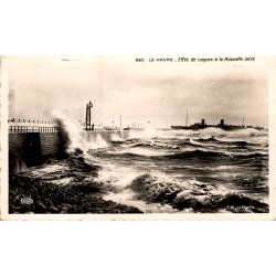 76600 - LE HAVRE - EFFET DE VAGUES A LA NOUVELLE JETEE