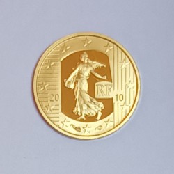 FRANKREICH - KM 1674 - 5 EURO 2010 - GOLD - LA SEMEUSE - 50 JAHRE NEUER FRANKEN - BESCHÄDIGTE SCHEIDE