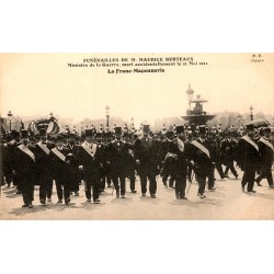 FRANC-MACONNERIE - FUNERAILLES DE M. MAURICE BERTEAUX - 1911