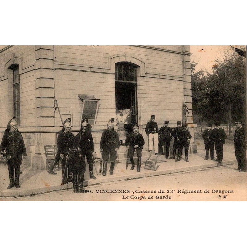 COUNTY 94300 - VINCENNES - BARRACKS OF THE 23RD REGIMENT OF DRAGONS - THE GUARD CORPS