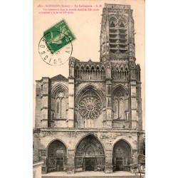 02200 - SOISSONS - LA CATHEDRALE