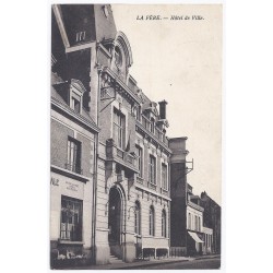 02800 - LA FERE - HOTEL DE VILLE