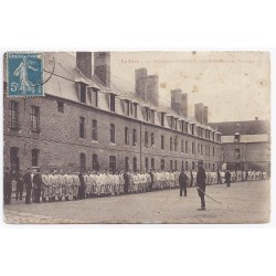 County 02800 - LA FERE - 17th Artillery Regiment - Gathering Fodder