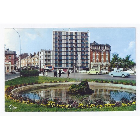 County 02100 - SAINT QUENTIN - THE HUIT-OCTOBRE PLACE