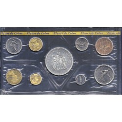 FRANCE - UNCIRCULATED COIN SET - 1977 B