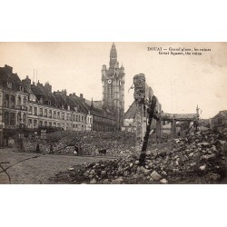 59500 - DOUAI - GRAND'PLACE - LES RUINES