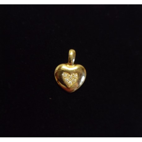 PENDENTIF EN OR JAUNE - 18 CARATS - 6 BRILLANTS