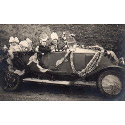 County 60730 - OISE - CAUVIGNY - CAVALCADE OF MARCH 1928