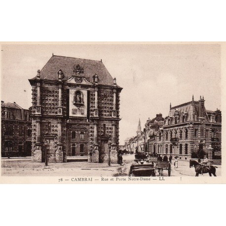 KOMITAT 59400 - LE NORD - CAMBRAI - STRAßE UND TÜRE NOTRE-DAME