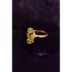 RING IN YELLOW GOLD - 18 CARATS - 2 EMERALDS AND 6 GLOSSES IN PINK SIZE - SIZE 54