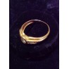 YELLOW GOLD RING - 18 CARATS - ZIRCONIUM OXIDES OF WHICH A CENTRAL 5 MM DIAMETER - SIZE 54