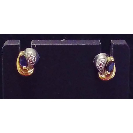 BOUCLES D'OREILLES OR JAUNE ET BLANC 18 CARATS ORNEES DE SAPHIR