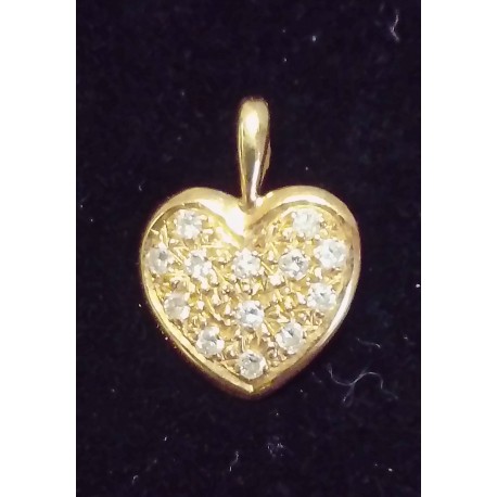 PENDENTIF EN OR JAUNE - 18 CARATS - EN FORME DE COEUR ORNÉ DE 12 BRILLANTS (0.24 CARATS AU TOTAL)