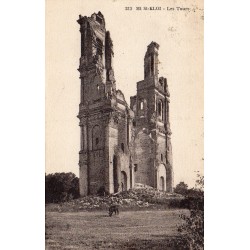 62144 - MONT-SAINT-ELOI - GUERRE 1914-1915 - LES TOURS DE L'ANCIENNE ABBAYE APRES LE BOMBARDEMENT