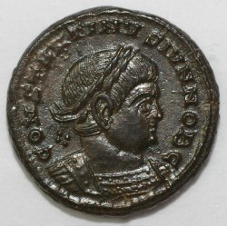 316 -340 - CONSTANTIN II - Nummus - R/ GLORIA EXERCITVS/TR.P - TTB +