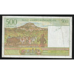 MADAGASCAR - PICK 75 b - 500 FRANCS (100 ARIARY) - ND 1994