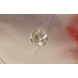 DIAMANT - 0.04 CARAT  - 3 MILLIMETRE - 0.01 GRAMMES