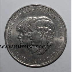 ROYAUME UNI - KM 920 - 25 NEW PENCE 1981 - MARIAGE DE CHARLES ET DE DIANA