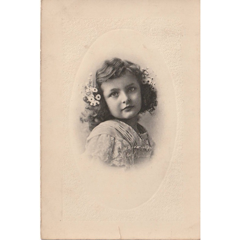 VINTAGE POSTCARD - CHILD