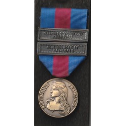 MÉDAILLE - MISSIONS D'OPÉRATIONS INTÉRIEURES - ARMÉE BLINDÉE ET CAVALERIE