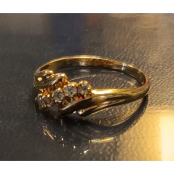 GOLD RING - 18 CARATS - ADORNED WITH 5 ZIRCONIUM OXIDES - SIZE 54 - Ref 094893