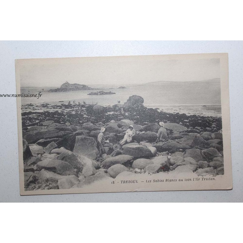 France - County 29 - Tréboul - The white sands in the distance, Tristan Island