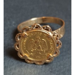 BAGUE EN OR JAUNE - 18 CARATS - PORTE PIÈCE AVEC 1 PESO OR  - TAILLE 54