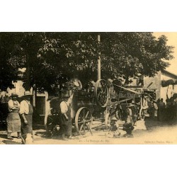 FRANCE - THE THRESHING OF...