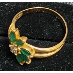 YELLOW GOLD RING - 18 CARATS - ADORNED WITH 5 EMERALDS OF 0.5 MM - SIZ