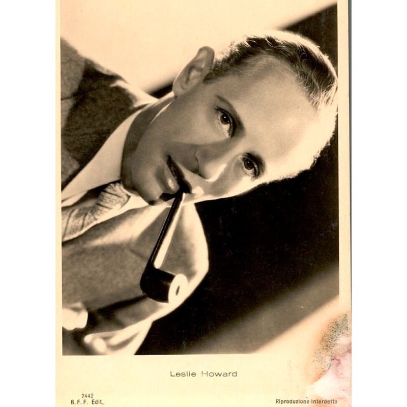 FAMOUS CHARACTER - LESLIE HOWARD