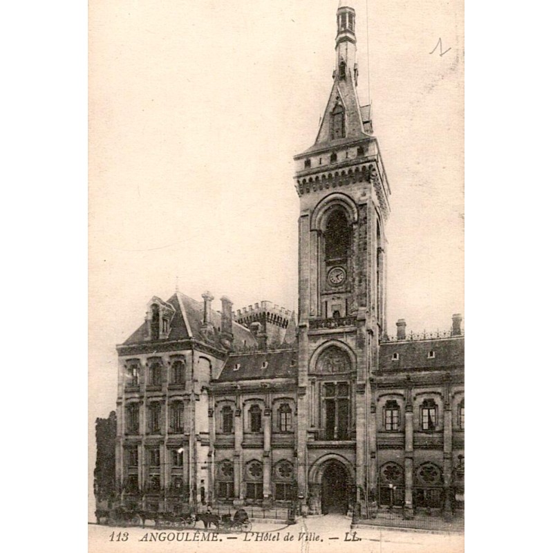 16000- ANGOULÊME - THE TOWN HALL