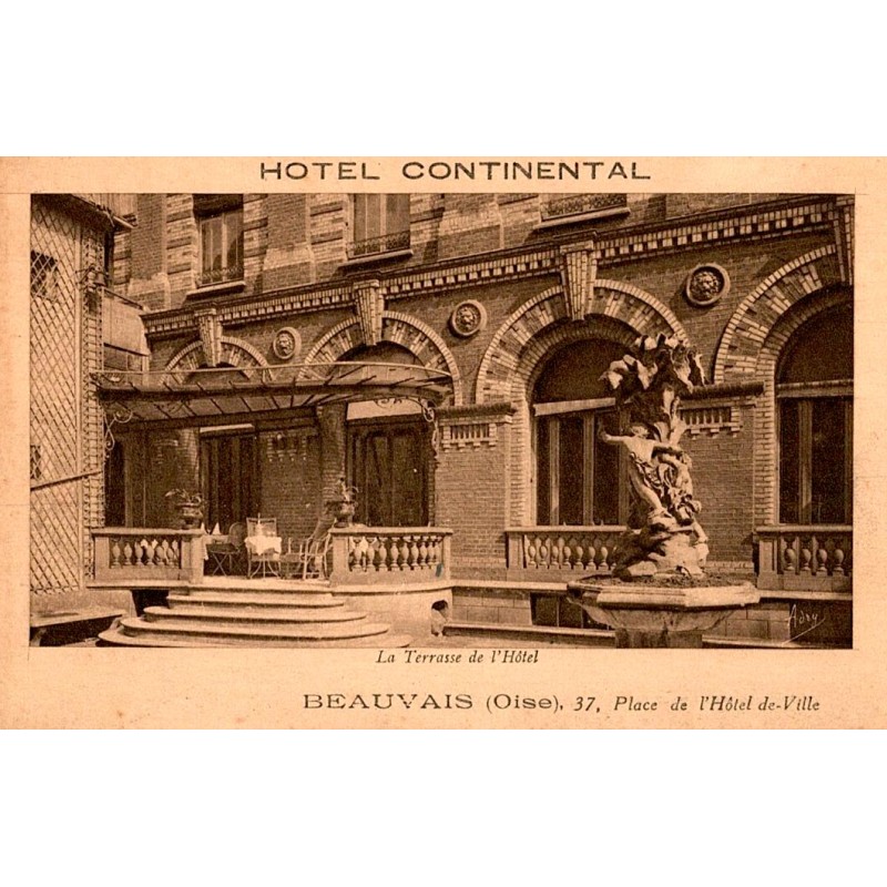 60000 - BEAUVAIS - PLACE DE L'HÔTEL DE-VILLE - LA TERRASSE DE L'HÔTEL