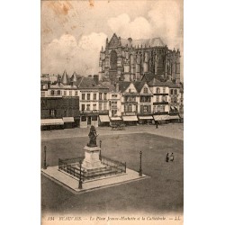 60000 - BEAUVAIS - THE PLACE JEANNE-HACHETTE AND THE CATHEDRAL