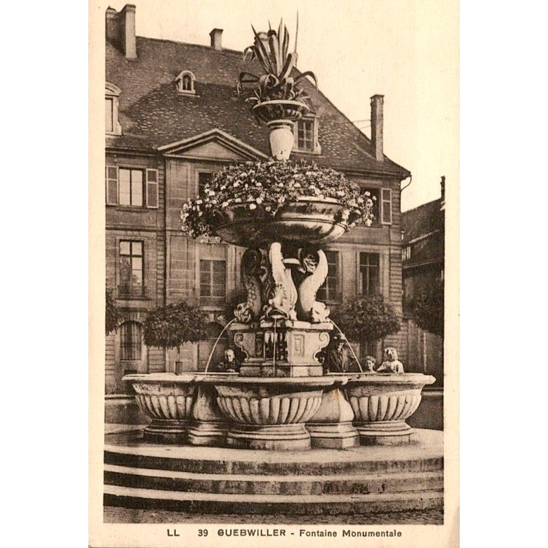 68500 - GUEBWILLER - MONUMENTALER BRUNNEN