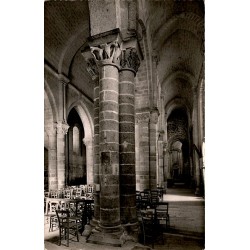 17470 - AULNAY-DE-SAINTONGE - INTERIOR OF THE CHURCH ONE OF THE SIDE AISLES - MORE DETAILS