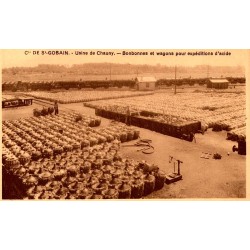 02300 - CHAUNY - CIE DE ST-GOBAIN - FACTORY - BOTTLES AND WAGONS FOR ACID SHIPMENTS