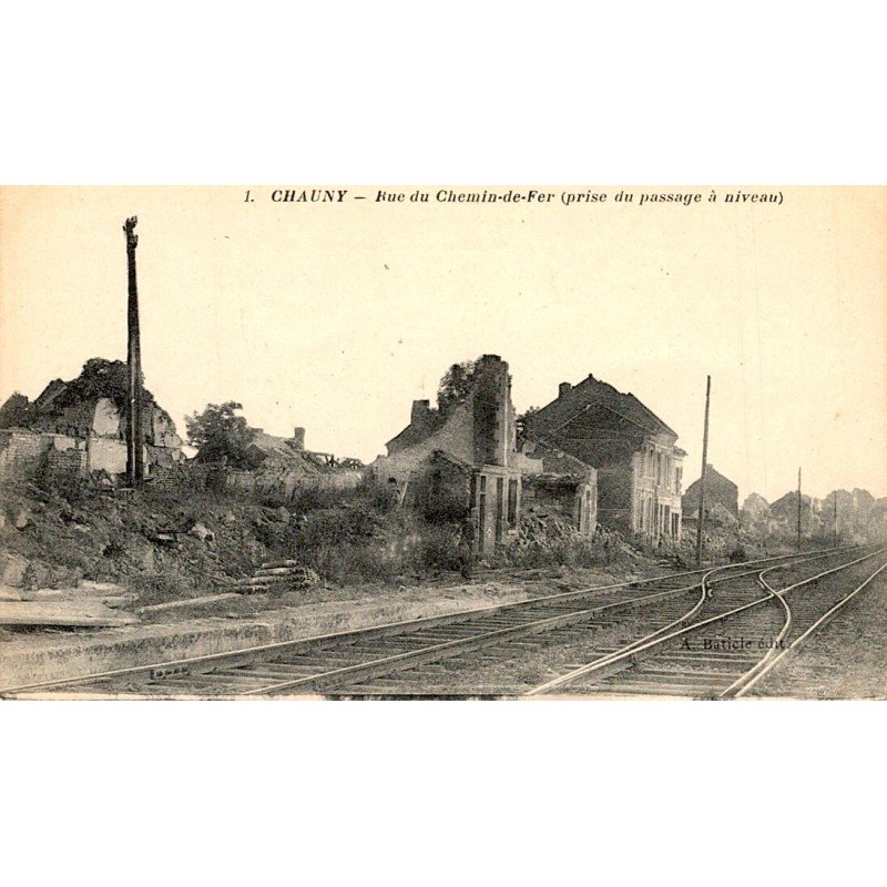 COUNTY 02300 - CHAUNY - RAILWAY STREET