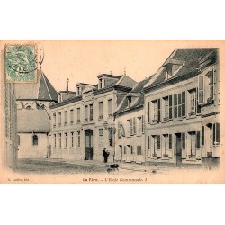 02800 - LA FERE - L'ECOLE COMMUNALE