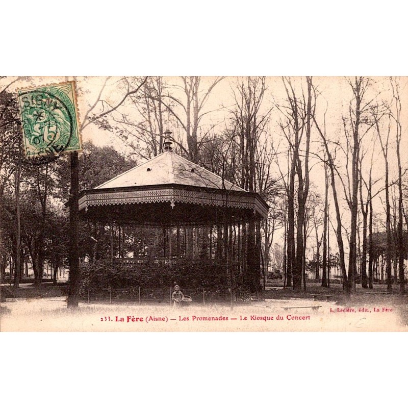 COUNTY 02800 - LA FERE - WALKS - THE CONCERT KIOSK