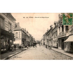 COUNTY 02800 - LA FERE - RUE DE LA REPUBLIC